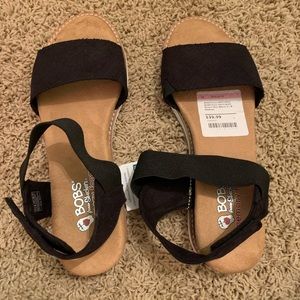 BOBS strap velcro sandals